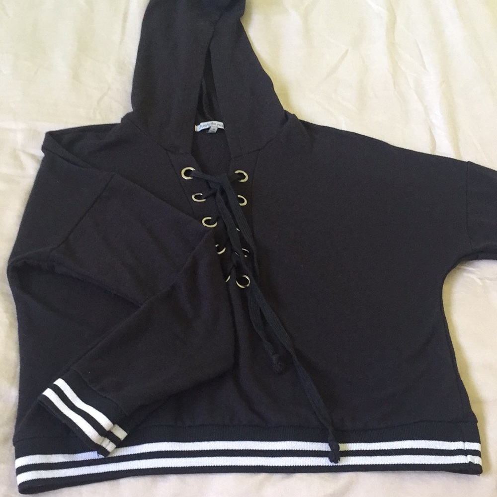 Sporty Black & White Lace Up Cropped Hoodie